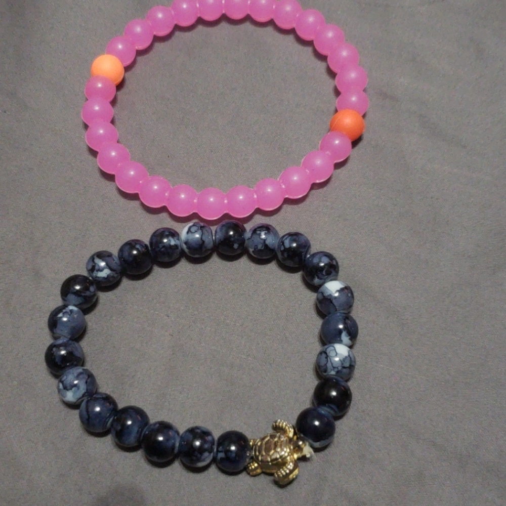 Bracelet bundle! - Picture 3 of 4